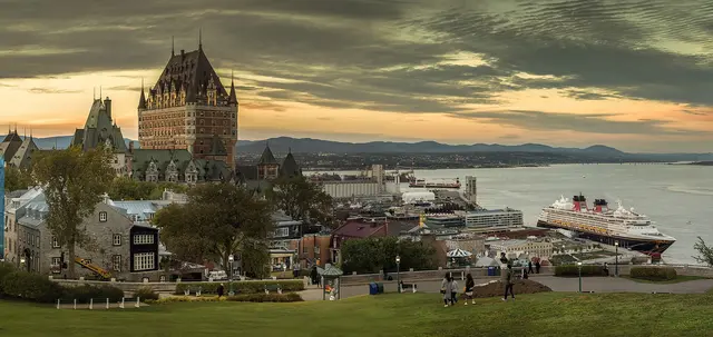 Vista de 14 comunidades rurales en Ontario, Canadá