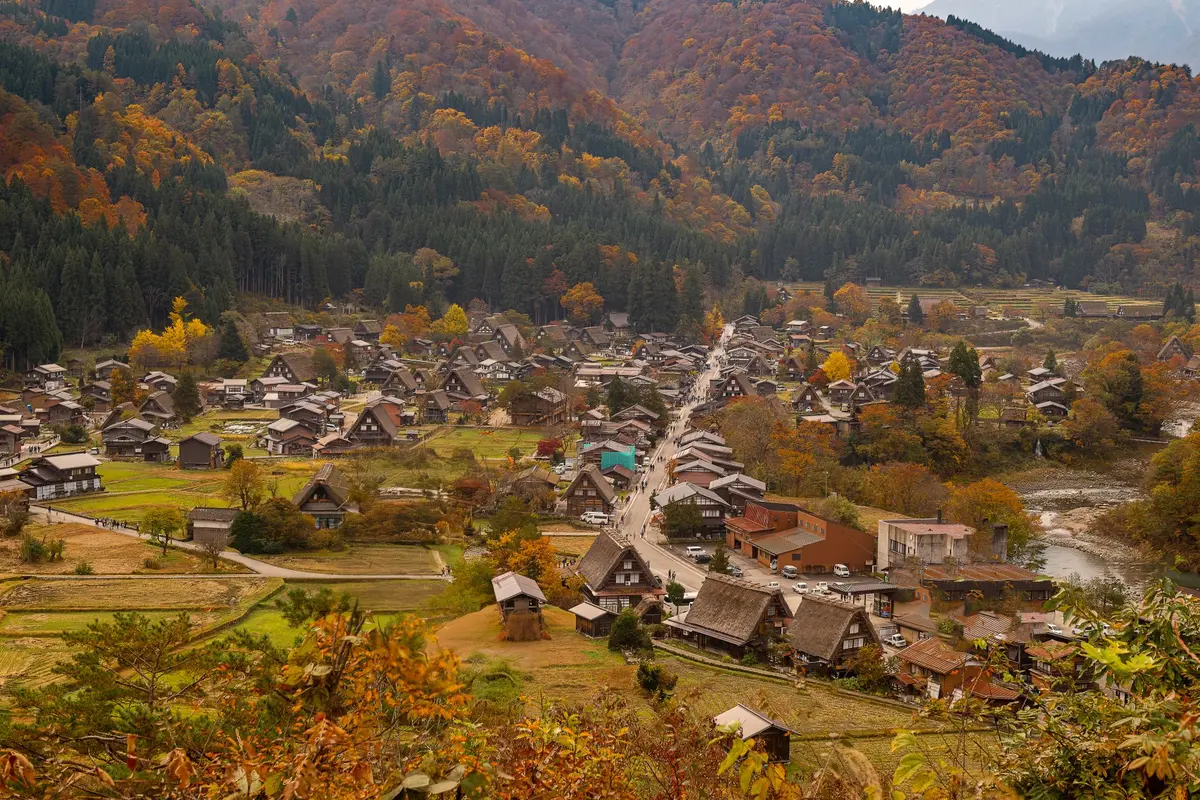 Doce pueblos de Fukushima pagan hasta 2 millones de yenes por mudarte