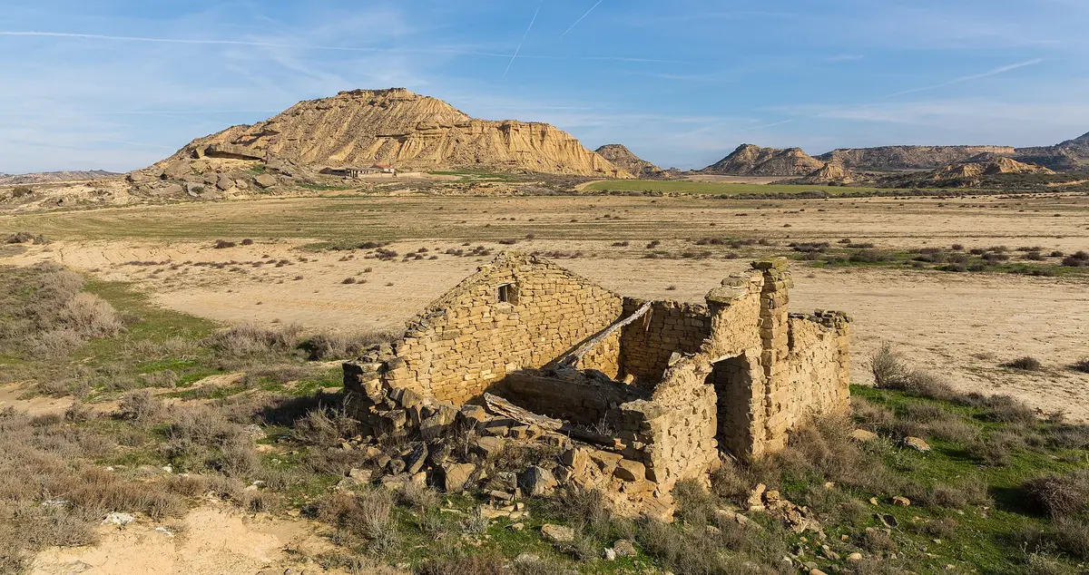 Navarra invierte 51,3 millones en vivienda rural, y es la única comunidad que abre la puerta a particulares