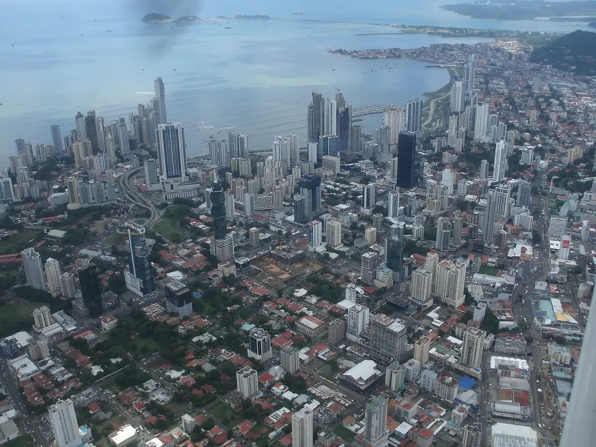 Panamá abre su visa remota: hasta 18 meses en el trópico sin pagar impuesto
