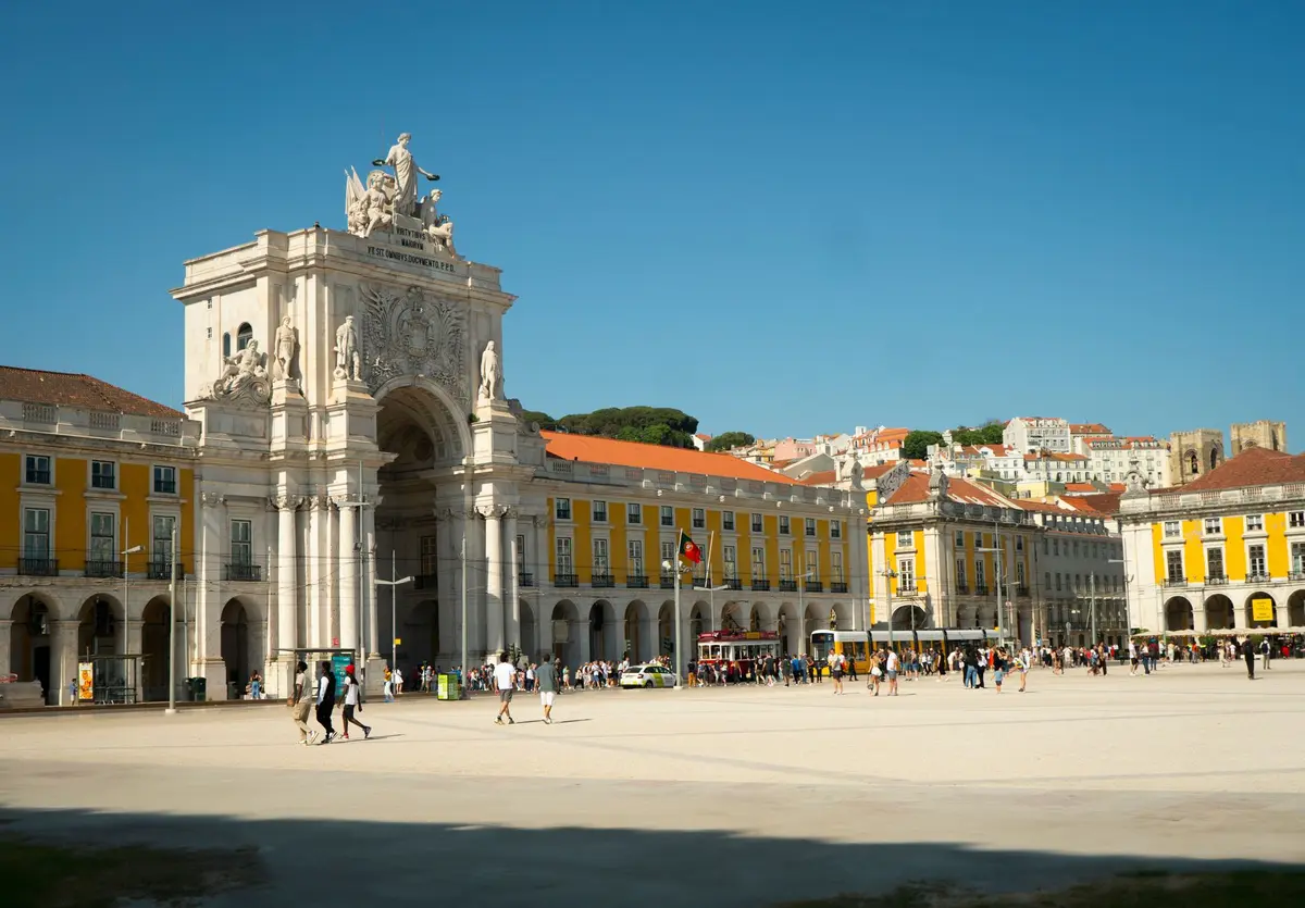Portugal no te cobra impuesto el primer año de sueldo si tenés menos de 36