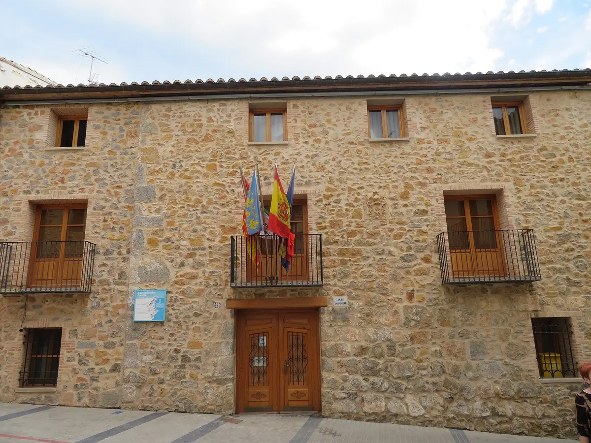 Un pueblo con fibra y 5G en España busca familias para teletrabajar, con acompañamiento gratis